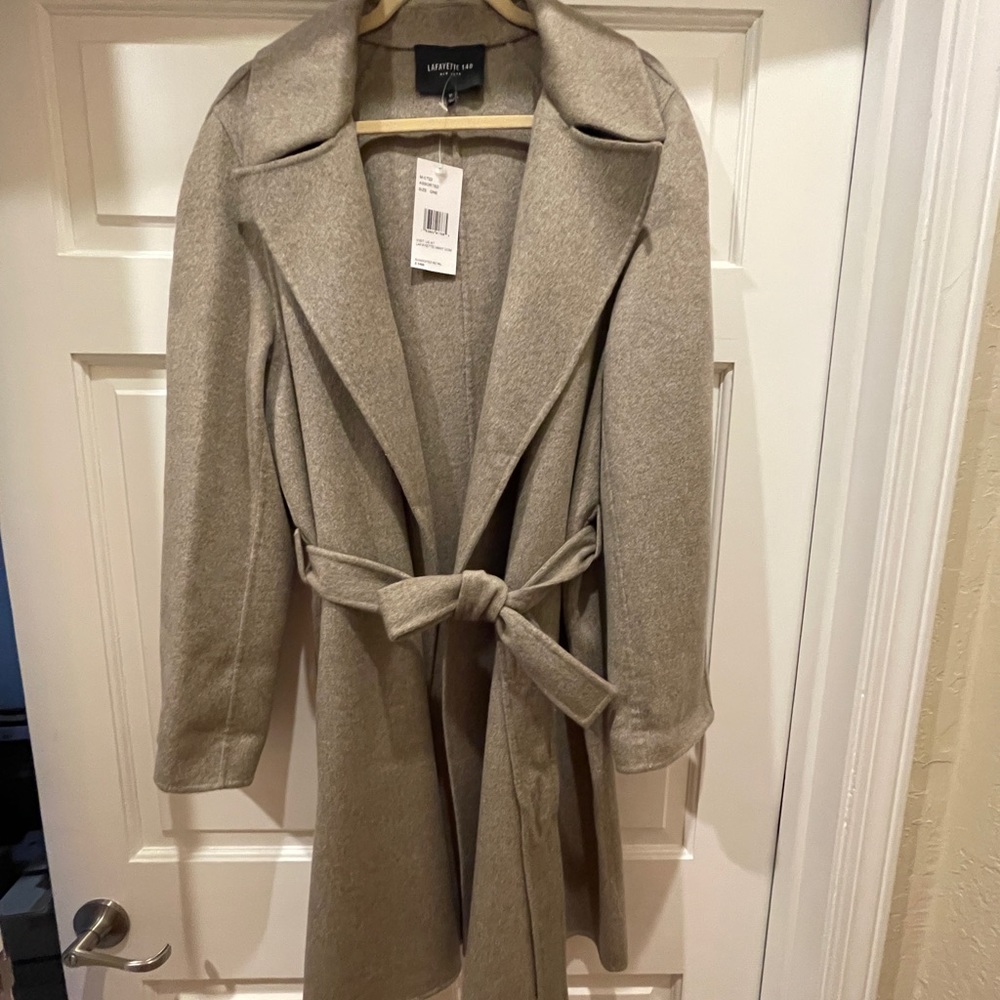 Lafayette 148 100% Cashmere Coat